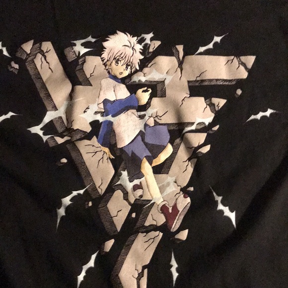 Anime shirt worn once - Picture 3 of 5